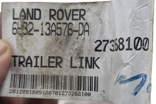 Thumbnail 10: 2011 LAND ROVER LR4 (L319) REAR TRAILER TOW HITCH WIRING HARNESS w/ 7 PIN SOCKET