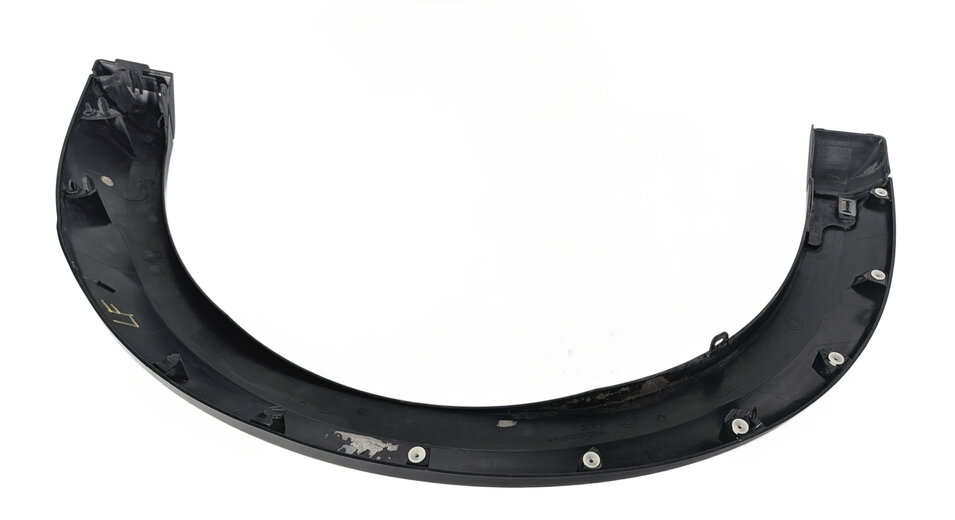 Thumbnail 6: 2011 LAND ROVER LR4 L319 FRONT LEFT DRIVER FENDER FLARE WHEEL ARCH TRIM (Black)