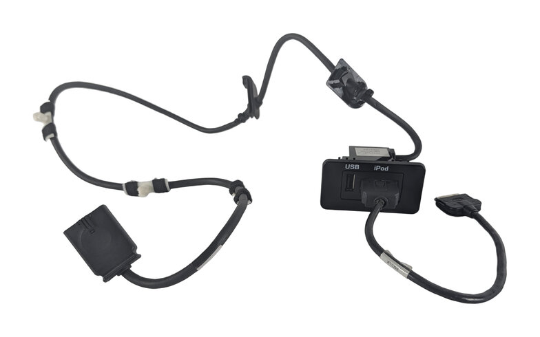 Thumbnail 2: 2011 LAND ROVER LR4 (L319) USB IPOD AUX INPUT JACK PORT PANEL w/ CABLE HARNESS