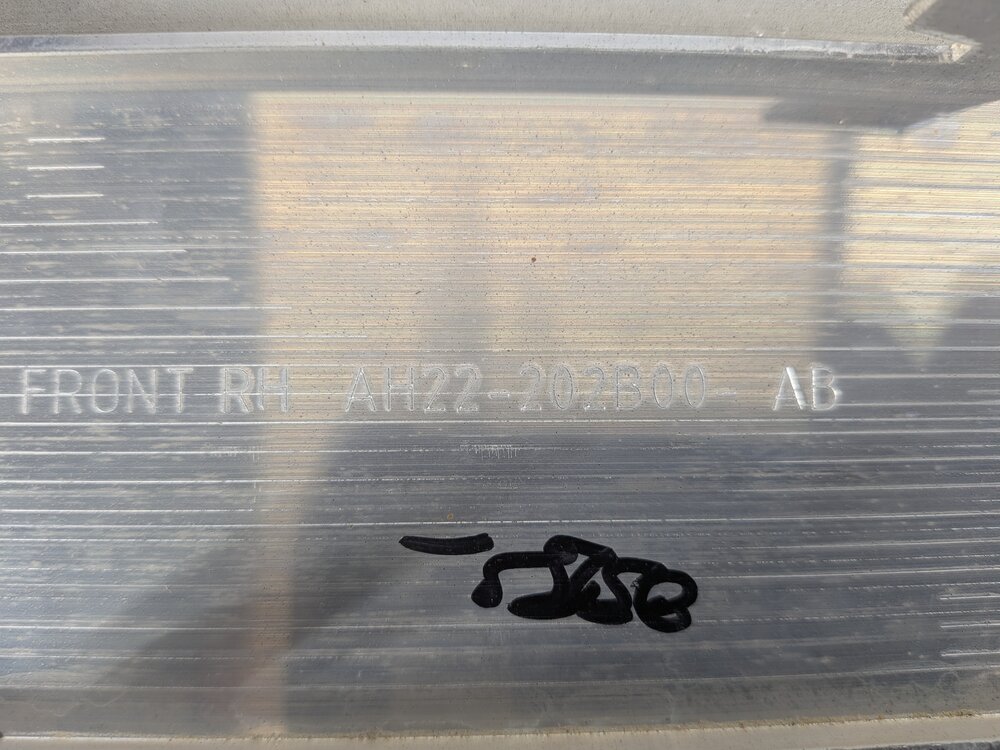 Thumbnail 19: 2011 LAND ROVER LR4 (L319) INTERIOR DASH CONSOLE DOOR TRIM SET/7 (Piano Black)