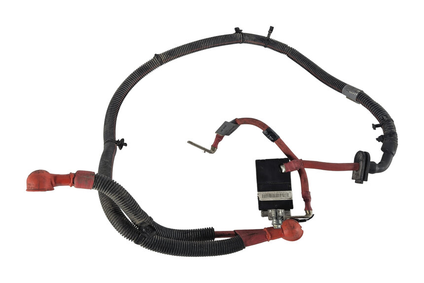 Thumbnail 3: 2011 LAND ROVER LR4 (L319) 5.0L POSITIVE BATTERY CABLE TERMINAL w/ MEGA FUSE