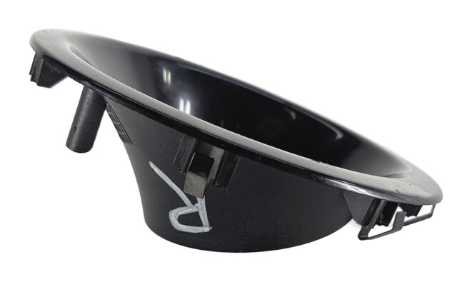 Thumbnail 6: 2011 LAND ROVER LR4 (L319) FRONT RIGHT PASSENGER FOG LIGHT LAMP TRIM (Black)