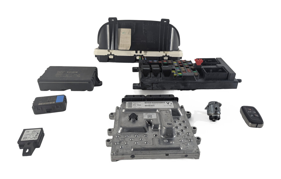 Thumbnail 11: 2011 LAND ROVER LR4 L319 5.0L (AJ133) ECM CLUSTER FUSE BOX IMMOBILIZER KEY SET/8
