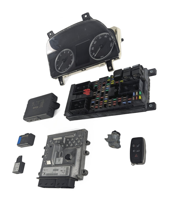 Thumbnail 3: 2011 LAND ROVER LR4 L319 5.0L (AJ133) ECM CLUSTER FUSE BOX IMMOBILIZER KEY SET/8