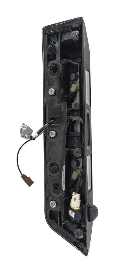 Thumbnail 9: 10-11 ROVER LR4 REAR LIFTGATE HATCH HANDLE w/BACKUP REARVIEW CAMERA(Black)