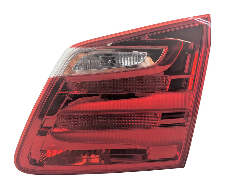 Thumbnail 2: 13-16 MERCEDES GL350 GL450 GL550 (X166) REAR RIGHT INNER TAILLIGHT LIGHT LAMP