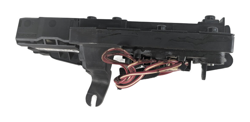 Thumbnail 2: 12-16 MERCEDES GL ML CLASS (W166 X166) REAR FUSE BOX RELAY CARRIER BLOCK