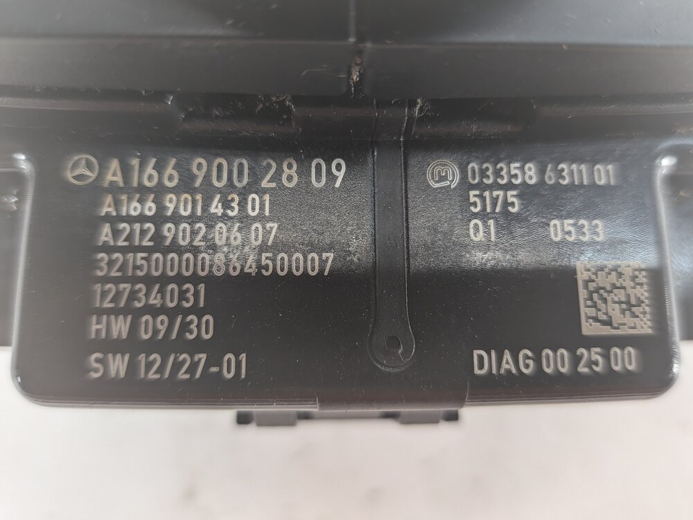 Thumbnail 8: 14-16 MERCEDES G550 GL350 GL550 ML350 ML550 (W166 X166) RADIO NAV CONTROL SWITCH