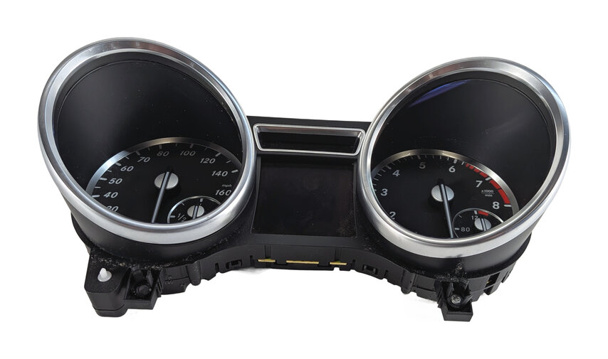 Thumbnail 2: 15-16 MERCEDES GL450 GL550 (X166) SPEEDOMETER INSTRUMENT GAUGE CLUSTER (155k)