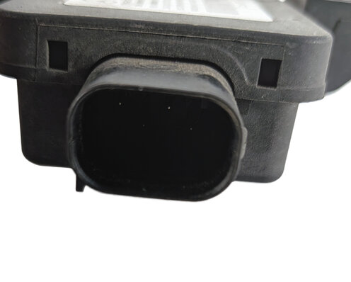 Thumbnail 8: 2014-2020 MERCEDES C E G GL ML (C117 W204 W212 W245 W461 X166 W166) TPMS MODULE