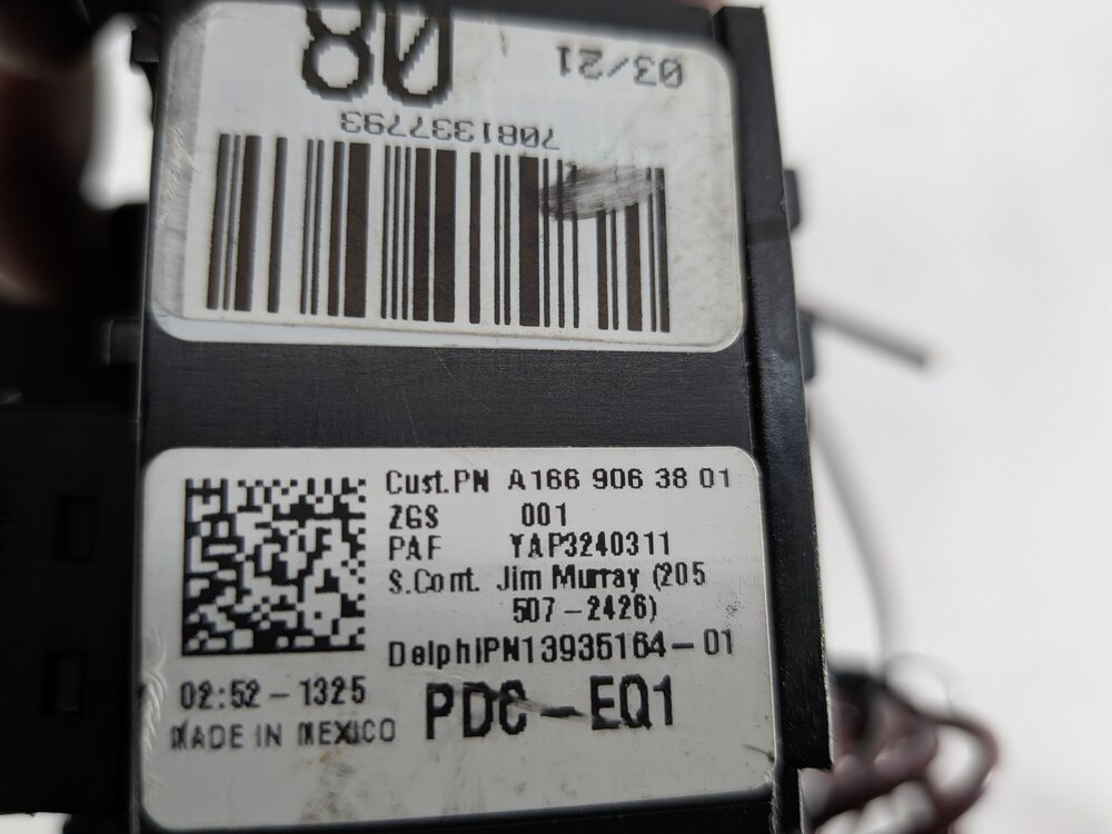Thumbnail 15: 2013-2016 MERCEDES GL350 GL450 GL550 GL63 X166 FRONT POWER DISTRIBUTION FUSE BOX