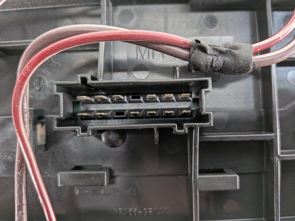 Thumbnail 8: 2013-2016 MERCEDES GL350 GL450 GL550 GL63 X166 FRONT POWER DISTRIBUTION FUSE BOX