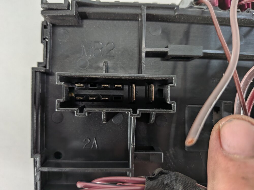 Thumbnail 9: 2013-2016 MERCEDES GL350 GL450 GL550 GL63 X166 FRONT POWER DISTRIBUTION FUSE BOX