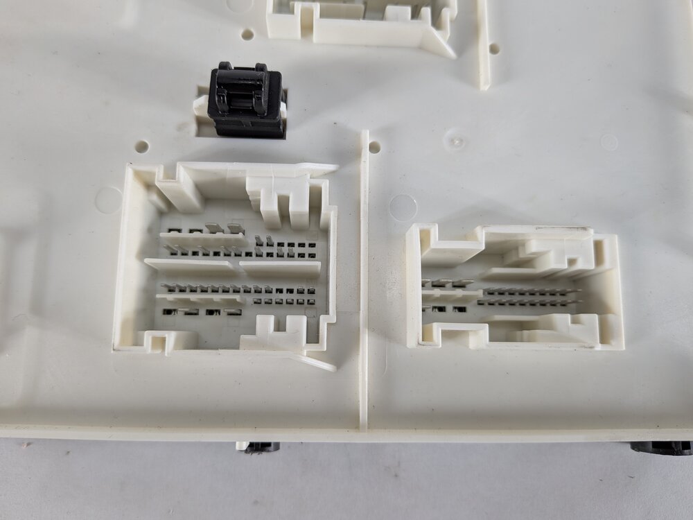Thumbnail 8: 14-16 MERCEDES GL ML (W166 X166) FRONT SIGNAL ACQUISITION CONTROL MODULE SAM