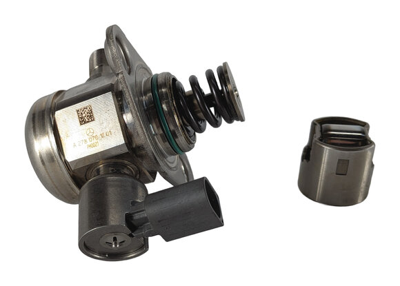 Thumbnail 7: 11-20 MERCEDES E S SL GL (W205 W166 W212 X166 X253) V8 LEFT MECHANICAL FUEL PUMP