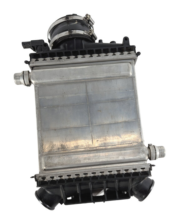 Thumbnail 3: 15-20 MERCEDES E400 C43 GLC43 GLE400 GL450 M276 INTERCOOLER CHARGE AIR COOLER