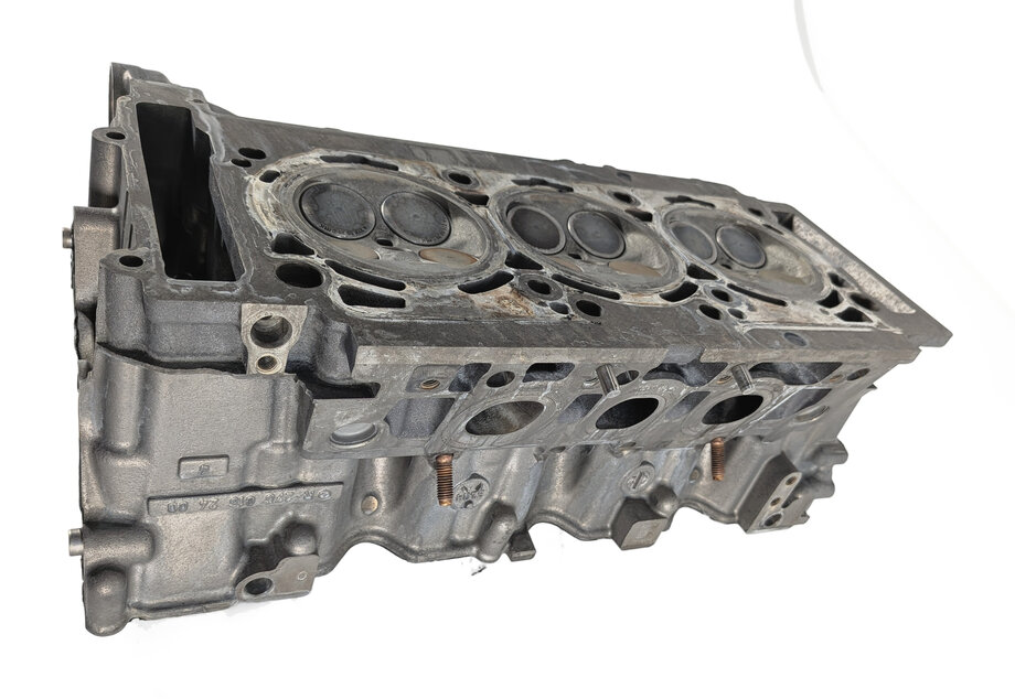 Thumbnail 11: 15-23 MERCEDES W2105 W212 W166 X166 W222 W231 W218 3.0L M276 RIGHT CYLINDER HEAD