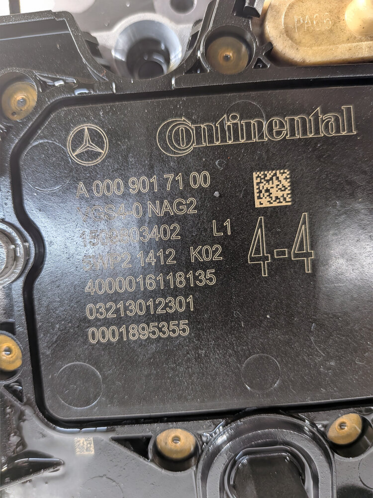 Thumbnail 9: 15-20 MERCEDES C E S GL ML W205 W212 W/X166 W222 TRANSMISSION VALVE BODY w/PLATE