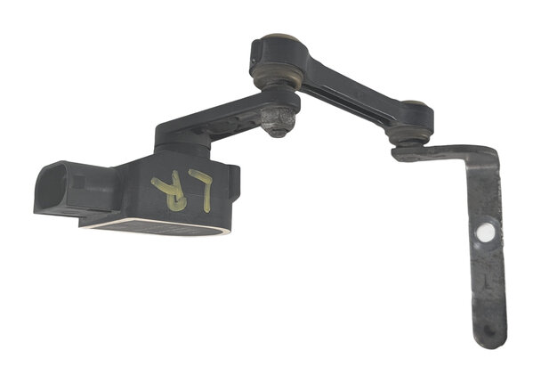 Thumbnail 2: 2015 MERCEDES GL450 (X166) REAR LEFT AIR SUSPENSION RIDE HEIGHT LEVEL SENSOR