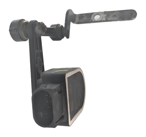 Thumbnail 4: 2015 MERCEDES GL450 (X166) REAR LEFT AIR SUSPENSION RIDE HEIGHT LEVEL SENSOR