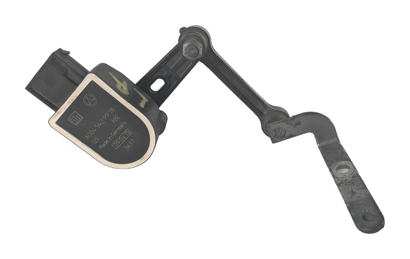 Thumbnail 7: 2015 MERCEDES GL450 (X166) REAR LEFT AIR SUSPENSION RIDE HEIGHT LEVEL SENSOR