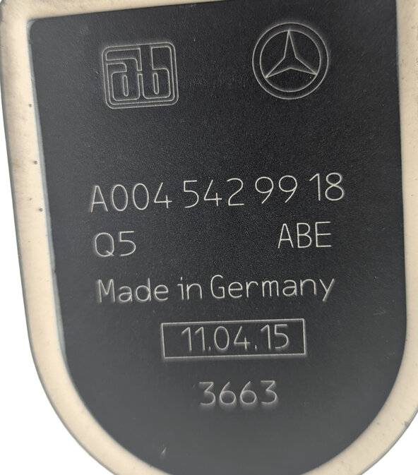 Thumbnail 9: 2015 MERCEDES GL450 (X166) FRONT RIGHT AIR SUSPENSION RIDE HEIGHT LEVEL SENSOR