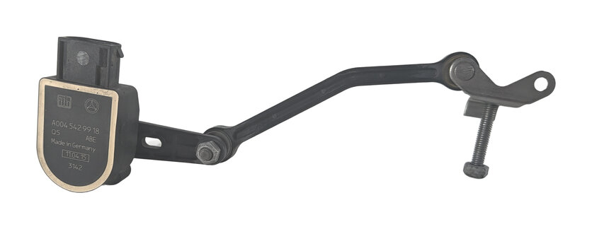 Thumbnail 2: 2015 MERCEDES GL450 (X166) FRONT LEFT AIR SUSPENSION RIDE HEIGHT LEVEL SENSOR
