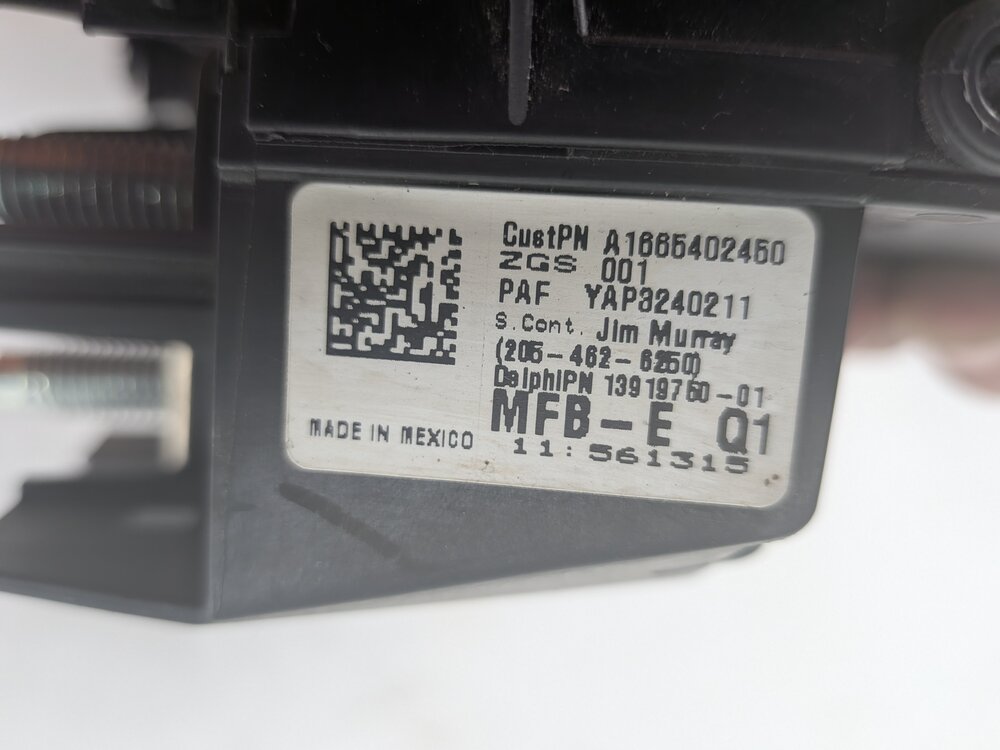 Thumbnail 10: 13-16 MERCEDES GL350 GL450 GL550 GL63 (X166) POSITIVE BATTERY JUMP POST FUSE BOX