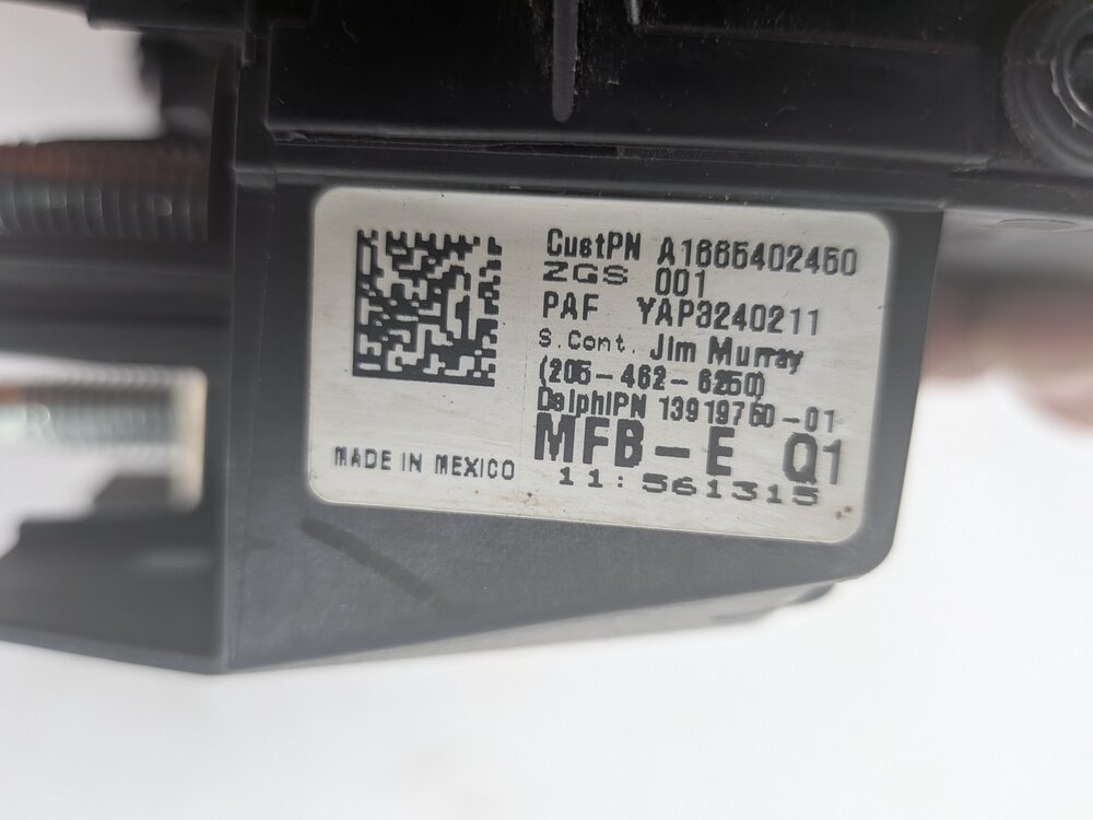 Thumbnail 9: 13-16 MERCEDES GL350 GL450 GL550 GL63 (X166) POSITIVE BATTERY JUMP POST FUSE BOX