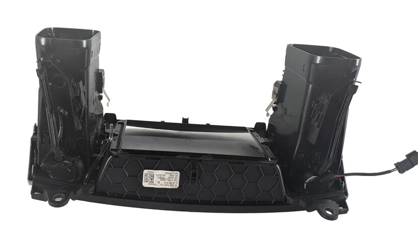 Thumbnail 7: 2015 MERCEDES GL450 (X166) FRONT CENTER DASH AIR AC VENT w/ SCREEN TRIM (Black)