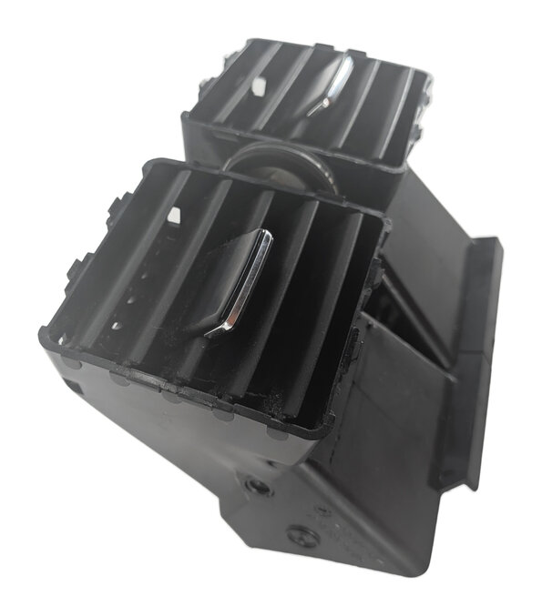 Thumbnail 5: 2015 MERCEDES GL450 (X166) REAR CENTER CONSOLE HEAT AIR AC DUAL VENT (Black)