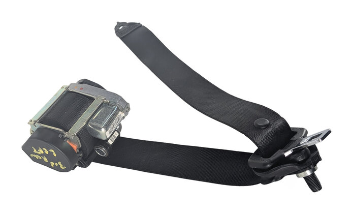 Thumbnail 4: 2015 MERCEDES GL450 (X166) REAR 3RD ROW LEFT SEAT SEATBELT RETRACTOR (Black)
