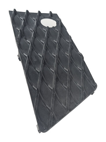 Thumbnail 4: 2015 MERCEDES GL450 (X166) FRONT LEFT DRIVER LOWER BUMPER GRILLE END w/ PDC HOLE