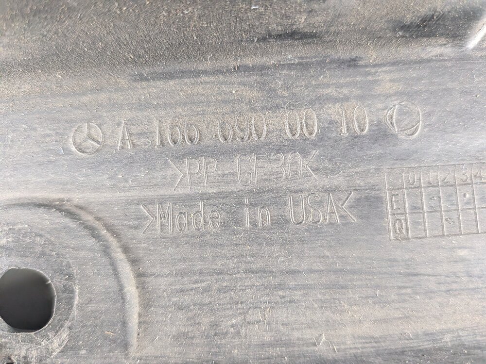 Thumbnail 8: 2015 MERCEDES GL450 (X166) LEFT DRIVER RUNNING BOARD SIDE STEP MOUNT BRACKET