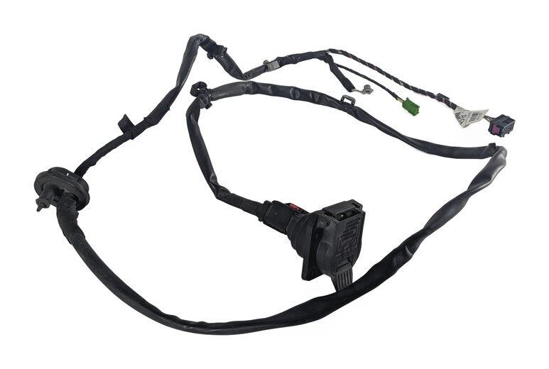 2015 MERCEDES GL450 (X166) TRAILER HITCH TOW WIRING HARNESS w/ 7-PIN SOCKET