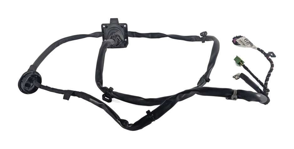 Thumbnail 6: 2015 MERCEDES GL450 (X166) TRAILER HITCH TOW WIRING HARNESS w/ 7-PIN SOCKET