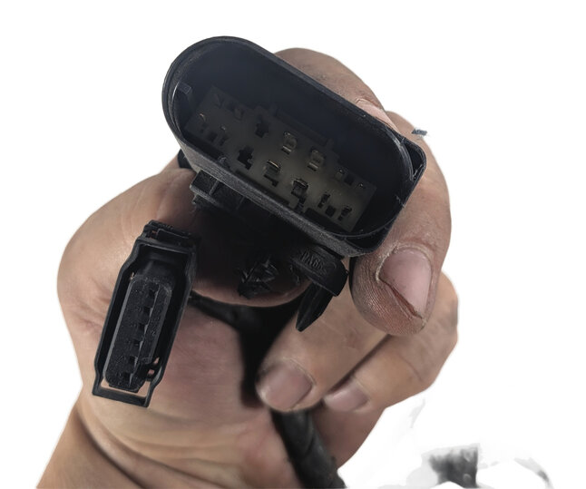 Thumbnail 9: 2015 MERCEDES GL450 (X166) FRONT PARK ASSIST PDC SENSOR SET/6 w/ HARNESS (Black)