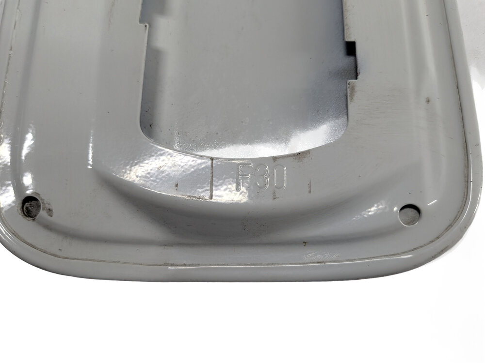 Thumbnail 7: 13-18 BMW 3-SERIES M3 (F30) SEDAN FUEL TANK DOOR LID COVER TRIM (White)