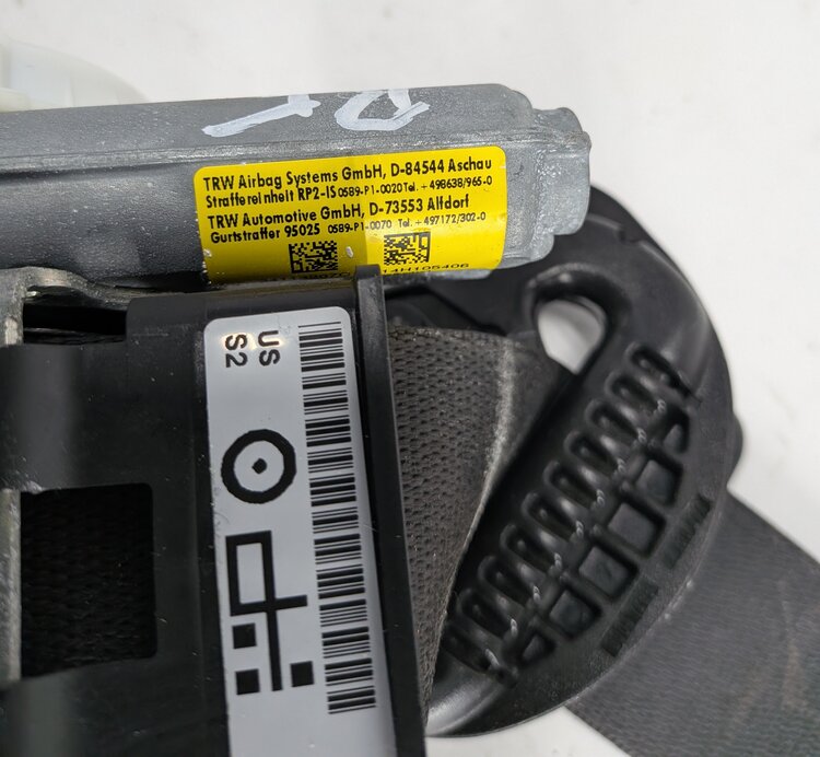 Thumbnail 5: 14-19 BMW 3 4 SERIES (F30 F32 F34) RIGHT PASSENGER SEATBELT RETRACTOR (Black)