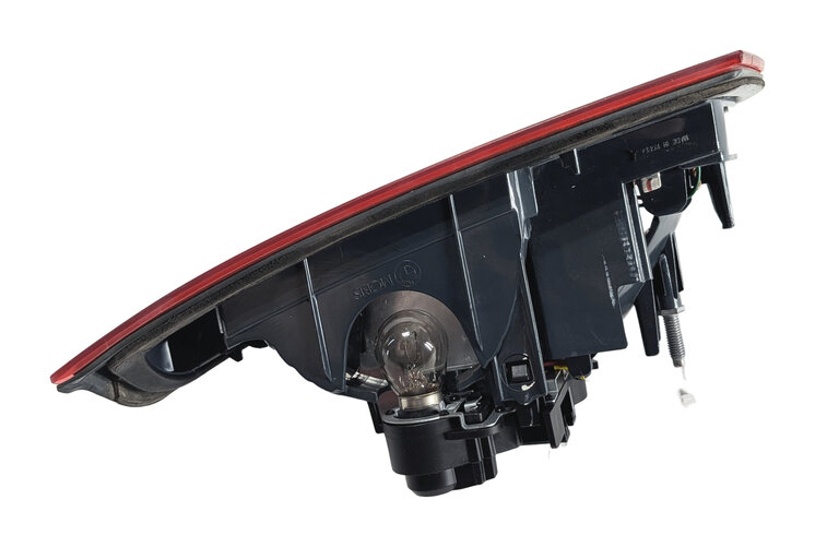 Thumbnail 4: 12-15 BMW 320i 328i 335i M3 (F30) SEDAN RIGHT TRUNK INNER TAILLIGHT LIGHT LAMP