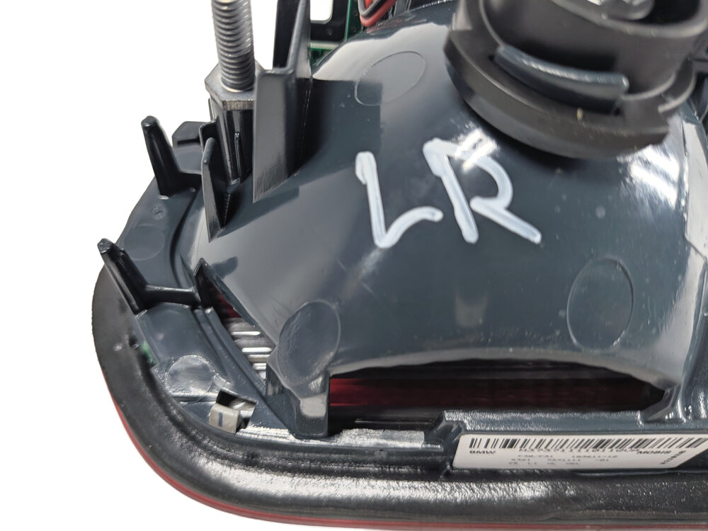 Thumbnail 8: 12-15 BMW 320i 328i 335i M3 (F30) SEDAN LEFT TRUNK INNER TAILLIGHT LIGHT LAMP