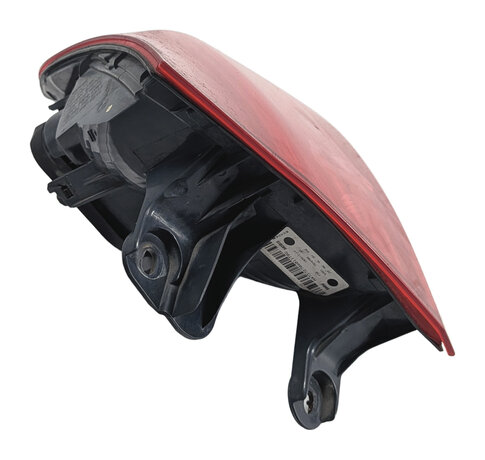 Thumbnail 3: 12-15 BMW 3 SERIES (F30) SEDAN RIGHT PASSENGER OUTER TAILLIGHT BRAKE LIGHT LAMP