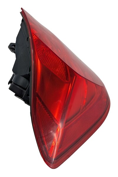 Thumbnail 3: 12-15 BMW 3 SERIES (F30) SEDAN LEFT DRIVER OUTER TAILLIGHT BRAKE LIGHT LAMP