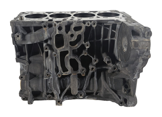 Thumbnail 2: 14-18 BMW 328i X3 (F25 F30) 2.0L MOTOR N47T DIESEL ENGINE BARE CYLINDER BLOCK