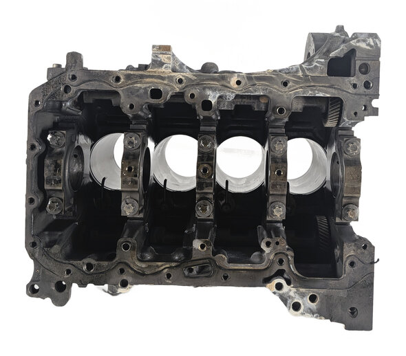 Thumbnail 3: 14-18 BMW 328i X3 (F25 F30) 2.0L MOTOR N47T DIESEL ENGINE BARE CYLINDER BLOCK