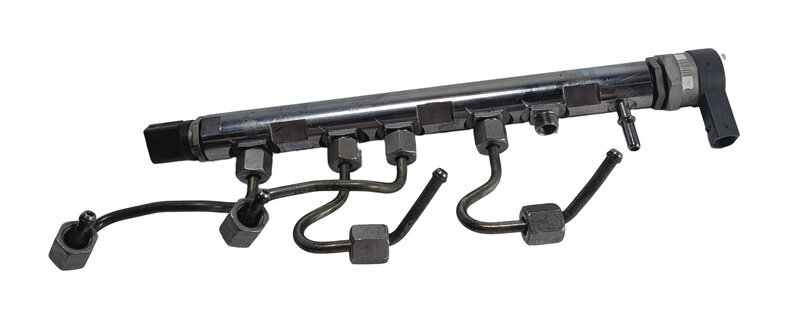 Thumbnail 4: 14-18 BMW 328D X3 (F30 F25) 2.0L N47T DIESEL FUEL RAIL w/ LINES PRESSURE SENSOR