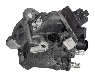 Thumbnail 5: 2014-2017 BMW 328i X3 (F25 F30) 2.0L N47T DIESEL ENGINE FUEL INJECTION PUMP