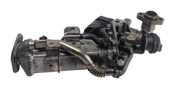 14-18 BMW 328i 535i 740I X3 X5 F30 F01 F10 F15 DIESEL ENGINE EGR VALVE ASSEMBLY