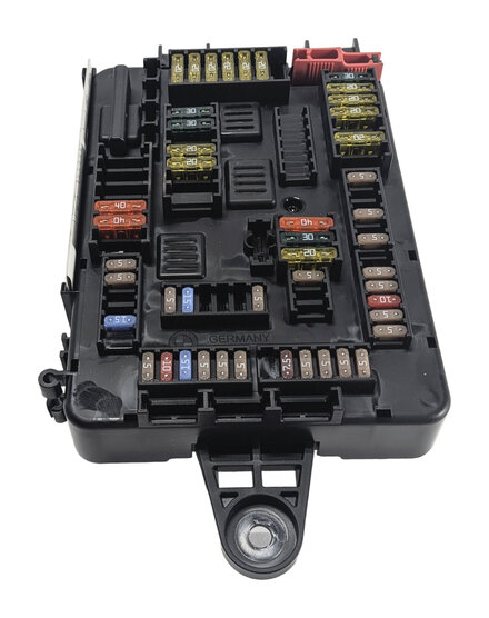 Thumbnail 4: 14-21 BMW 2 3 4 SERIES GT M3 M4 ACTIVE HYBRID 3 REAR POWER DISTRIBUTION FUSE BOX