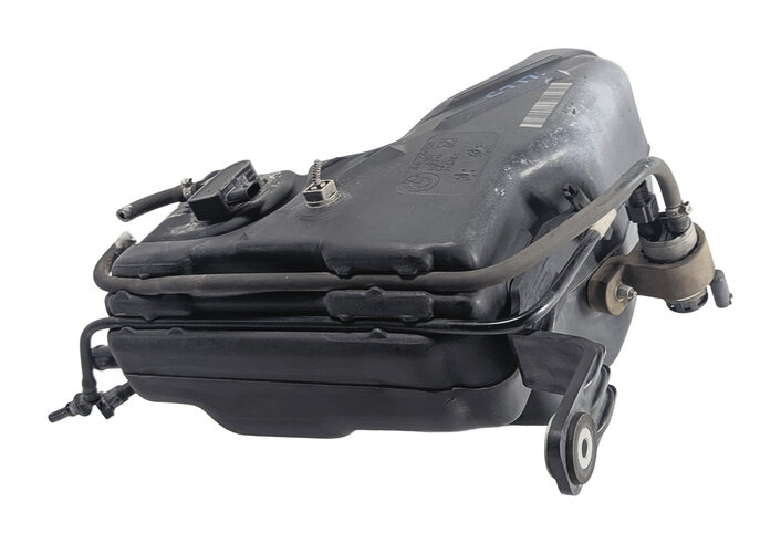 14-18 BMW 328i (F30) 2.0L N47T DIESEL EXHAUST FLUID DEF SCR PASSIVE FLUID TANK